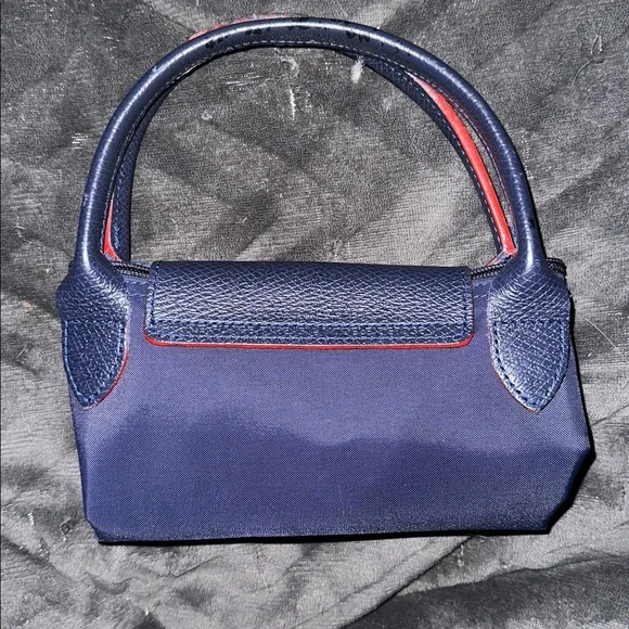 Longchamp Navy Blue zip tote with red details and silver hardware - Picture 14 of 16